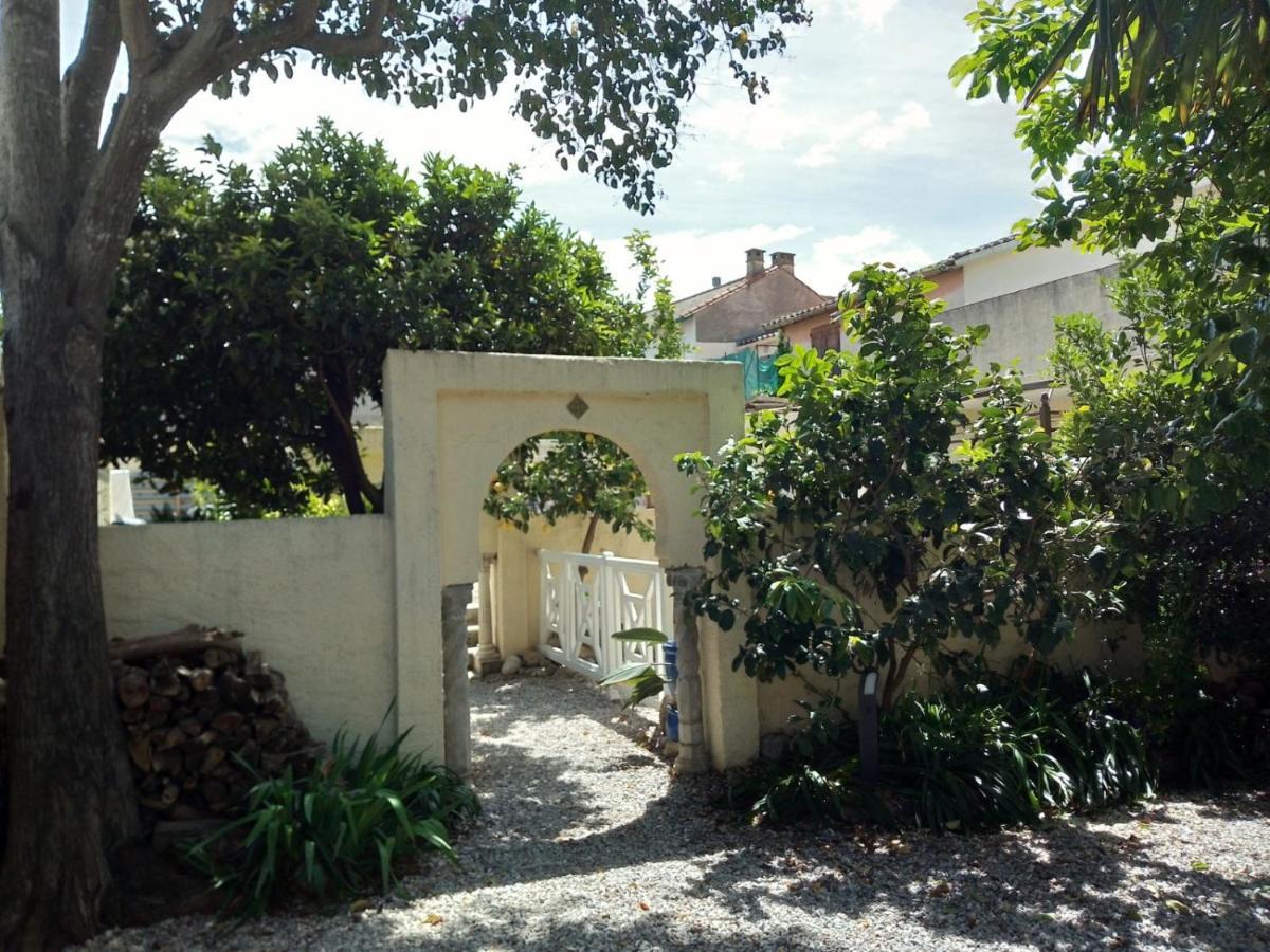 L'Orangeraie Bed & Breakfast Elne Eksteriør bilde